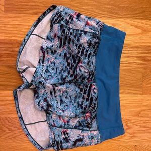 Lululemon 4in, size 4 speed up shorts